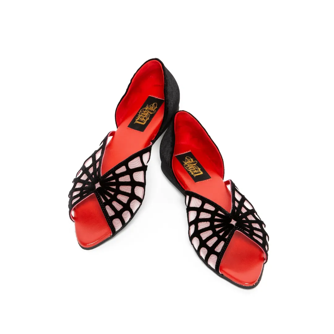 Adele Flat