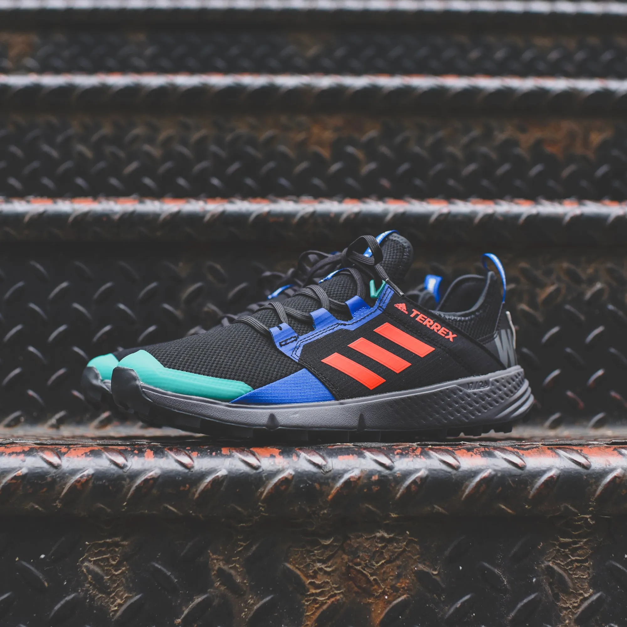 adidas Consortium x White Mountaineering Agravic Speed   - Core Black / Active Orange