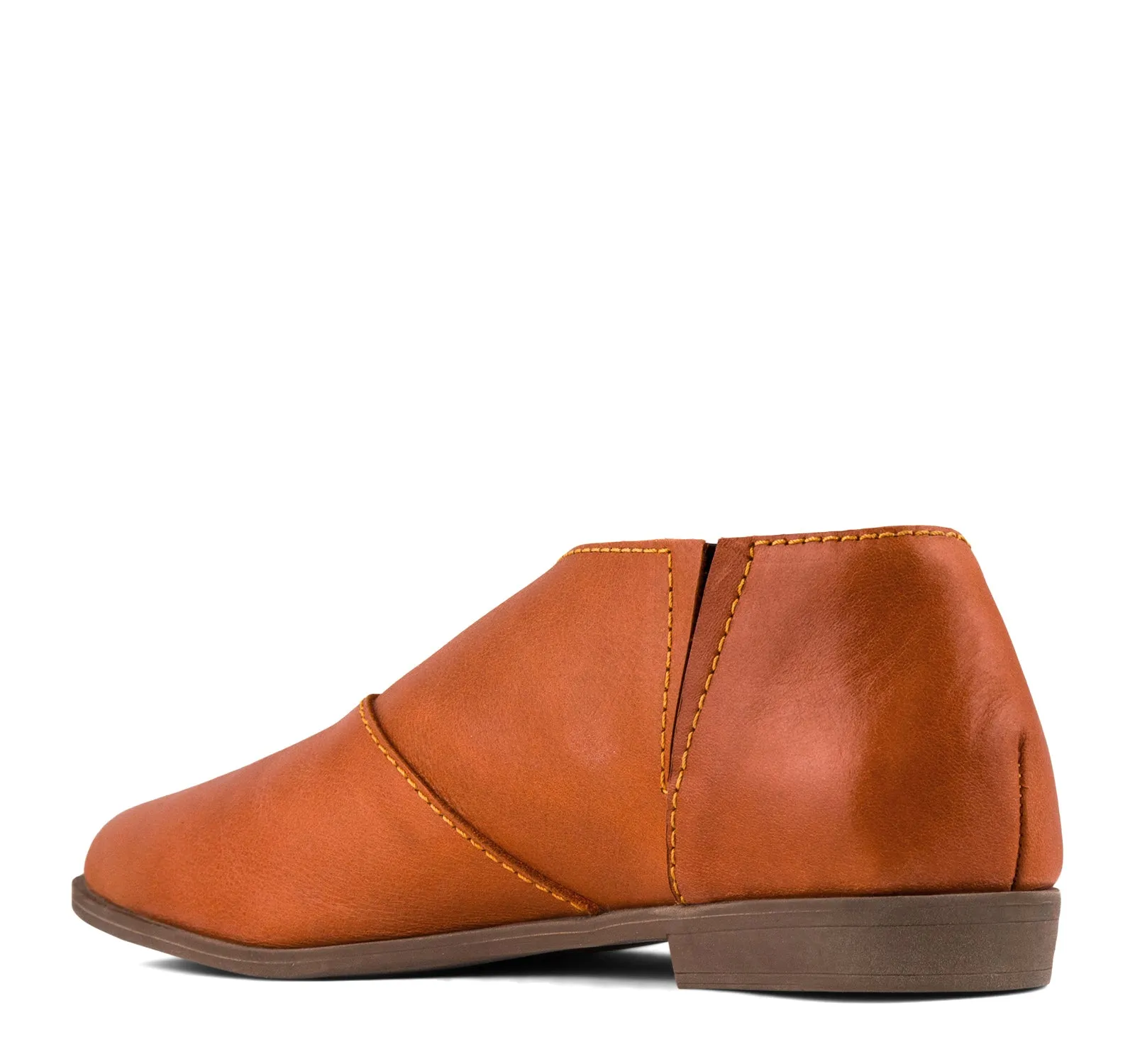 Bueno Blake Flat