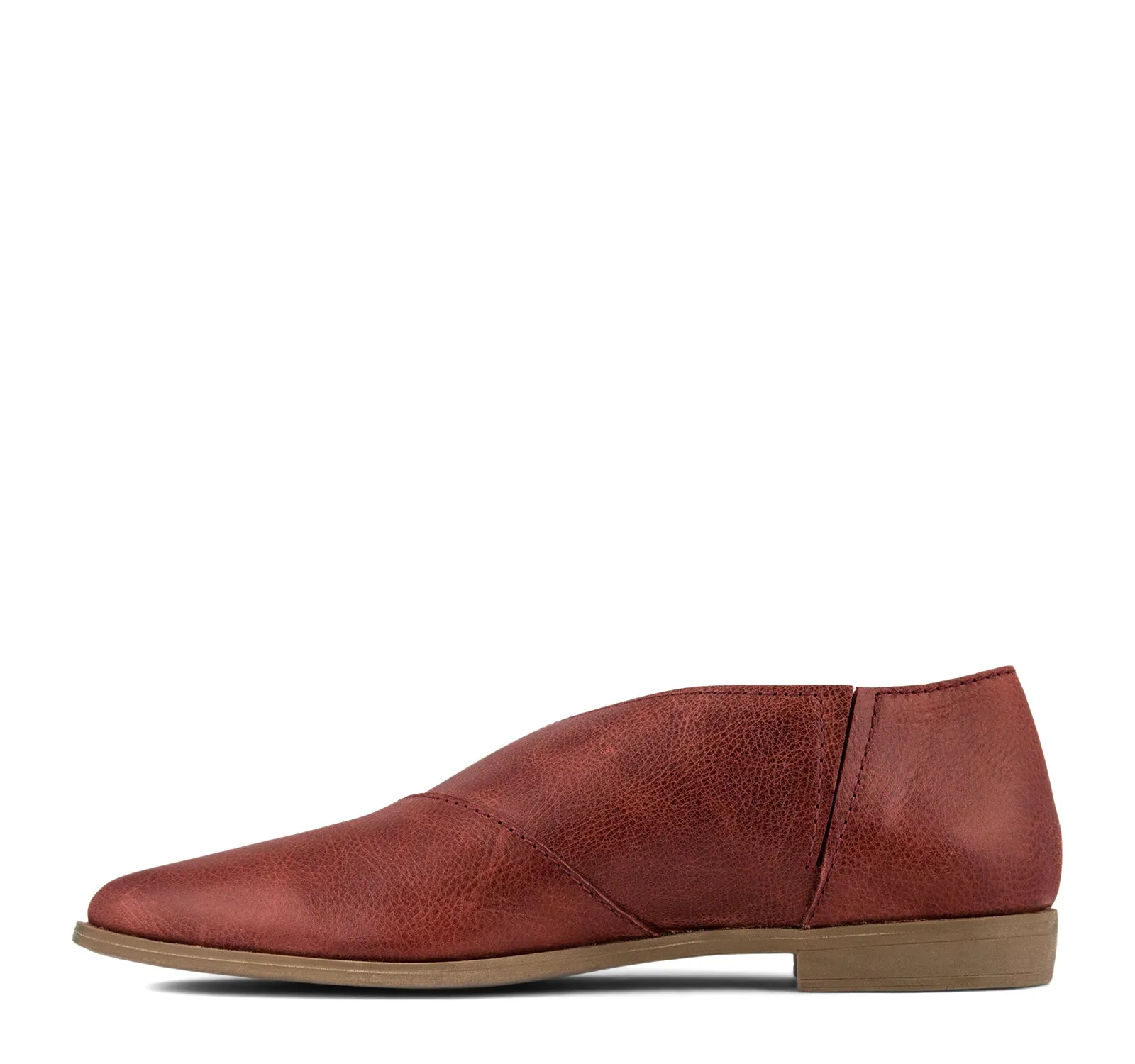 Bueno Blake Flat