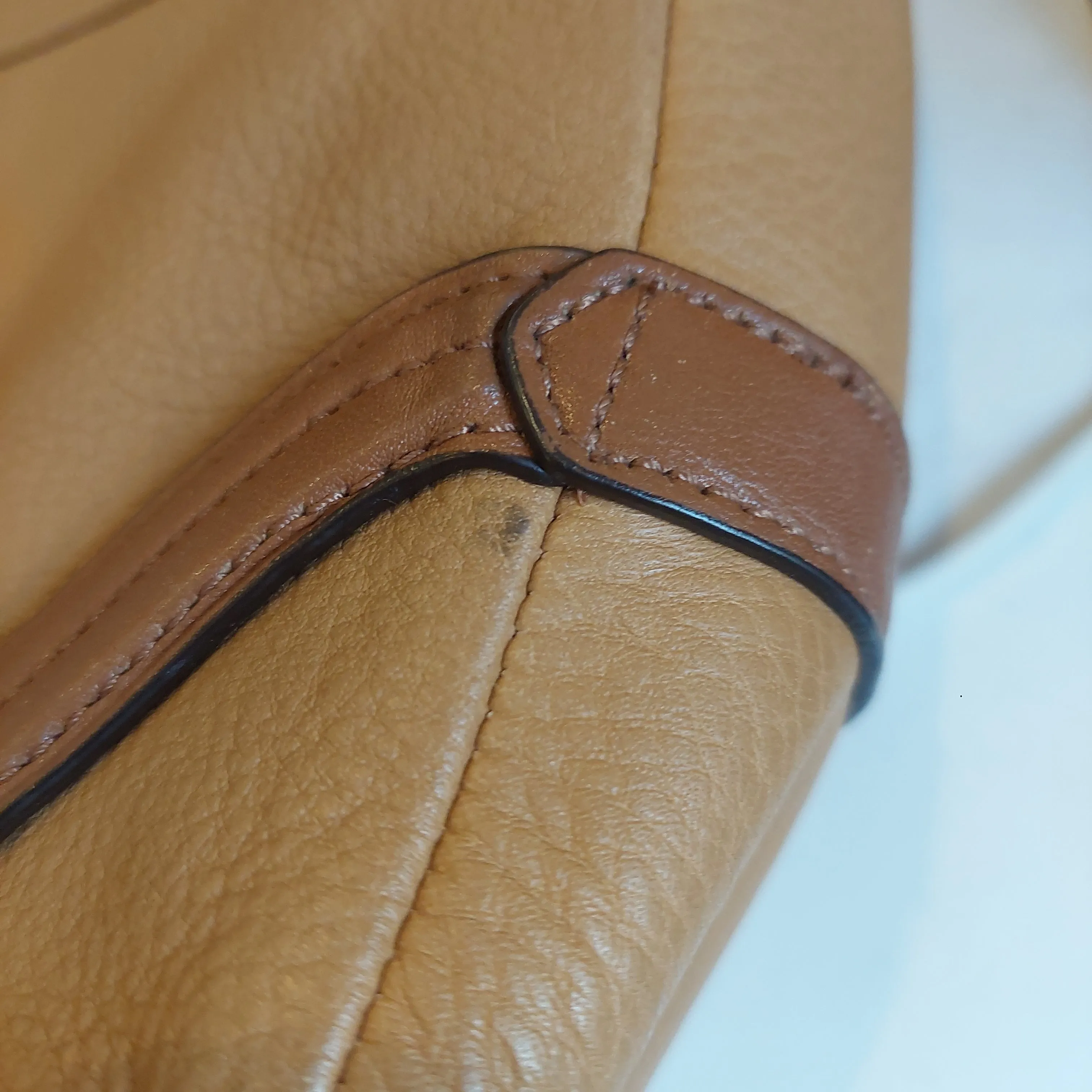Coach Tan Leather Katarina Hobo Bag | Pre loved |