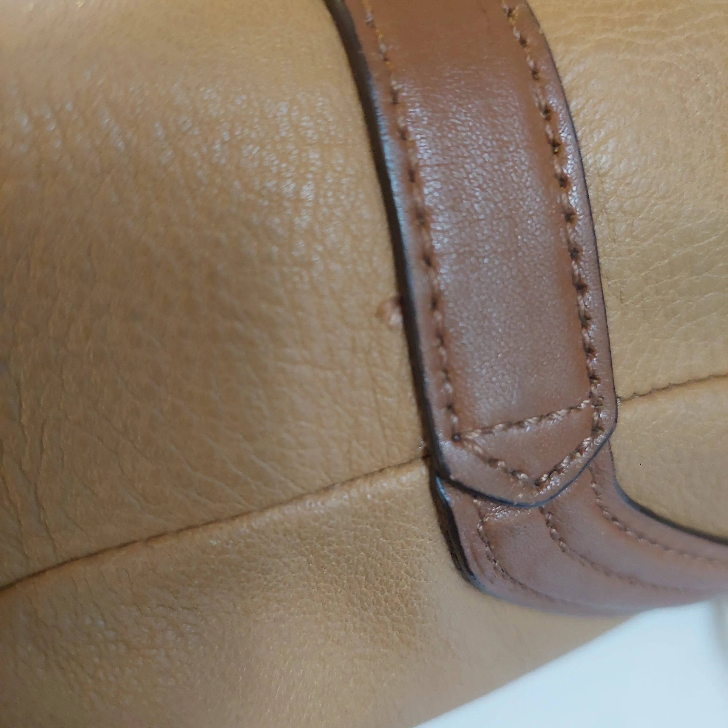 Coach Tan Leather Katarina Hobo Bag | Pre loved |