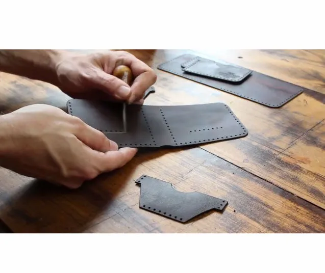 Make Your Own DIY Leather Wallet