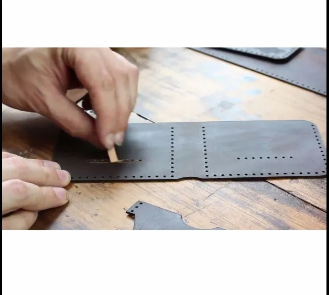 Make Your Own DIY Leather Wallet
