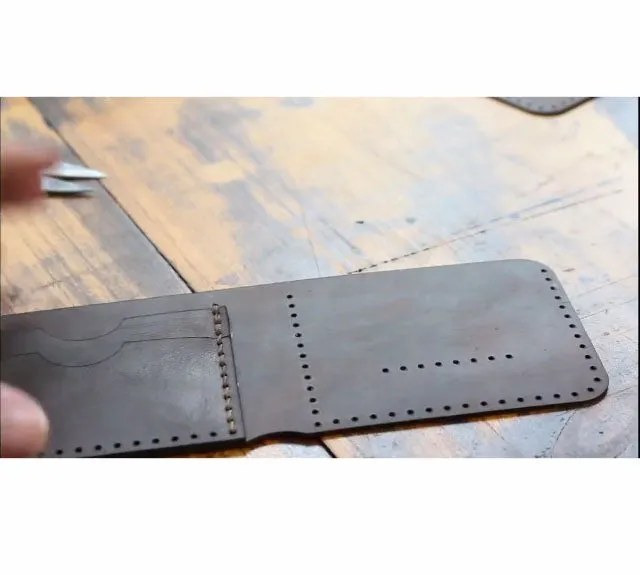 Make Your Own DIY Leather Wallet