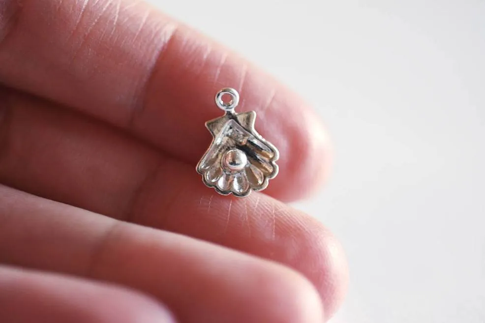 Oyster shell Wholesale with Pearl Charm- Choose Sterling Silver, Gold, Rose Gold, Seashell Charm, Pendant, Clam Shell, Conch Shell, Shell Charm, 154