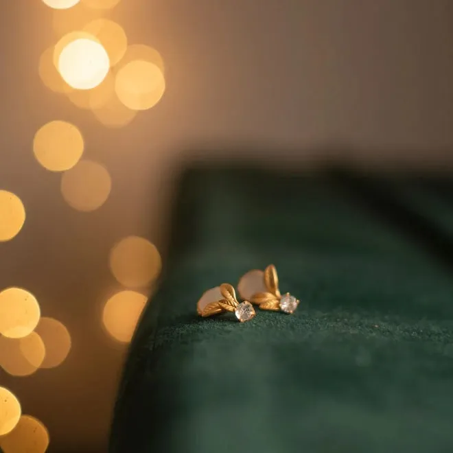 Shell Stud Earrings