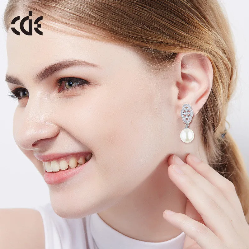 Sterling silver majestic hanged pearl earring