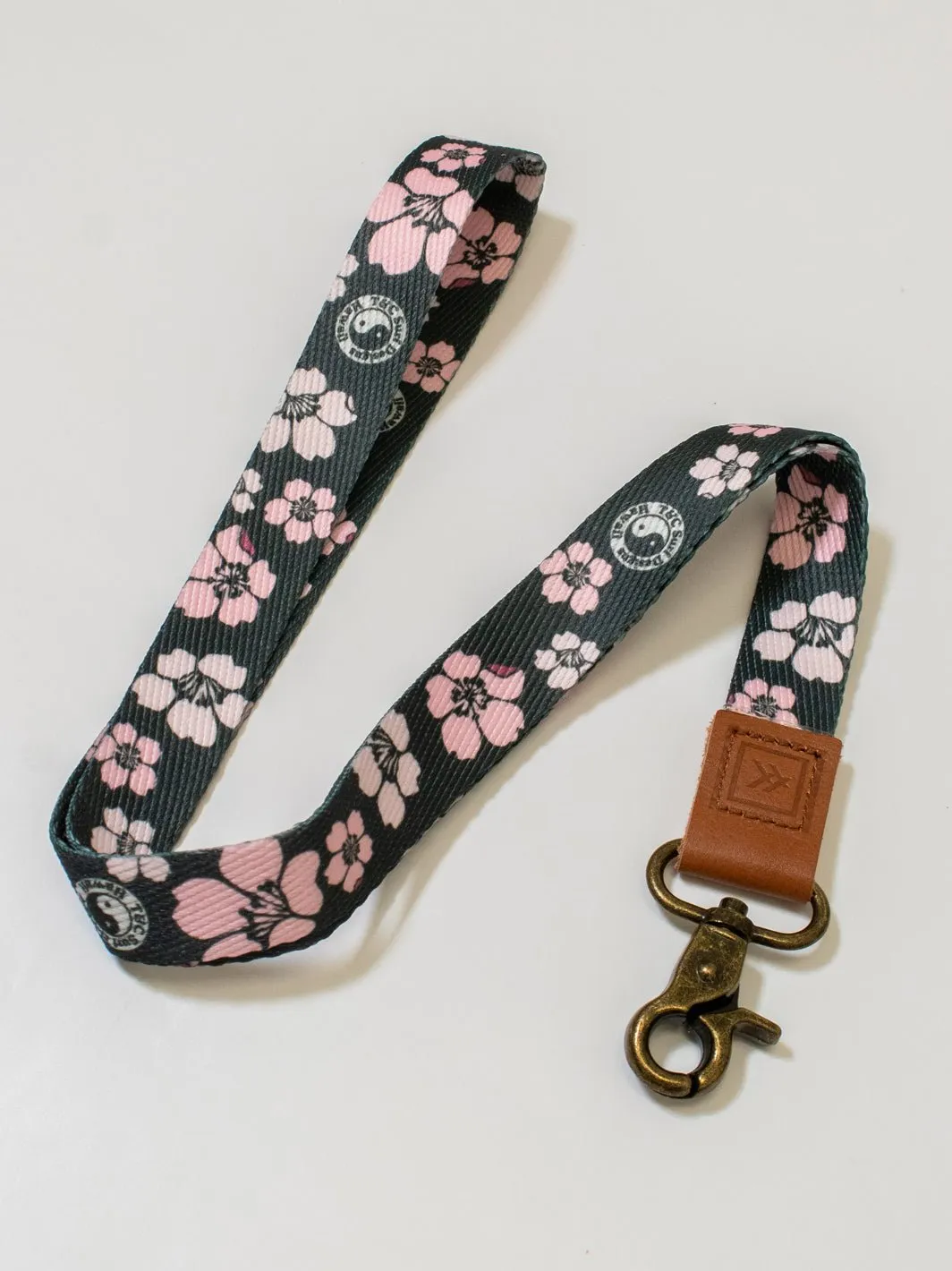T&C Surf X Threads Wallet Sakura Lanyard